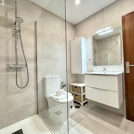 Ocean View Iii By Homing Apartment *
