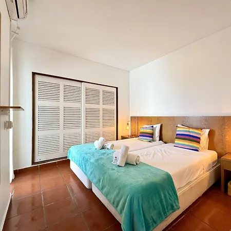 Ocean View Iii By Homing Apartment