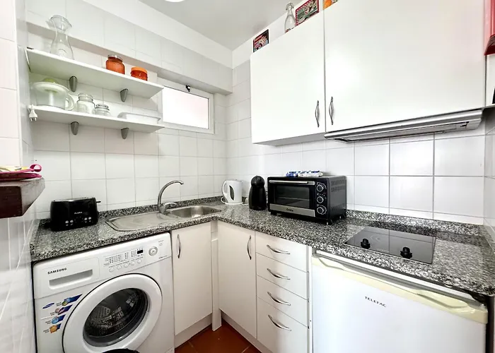 Ocean View Iii By Homing شقة